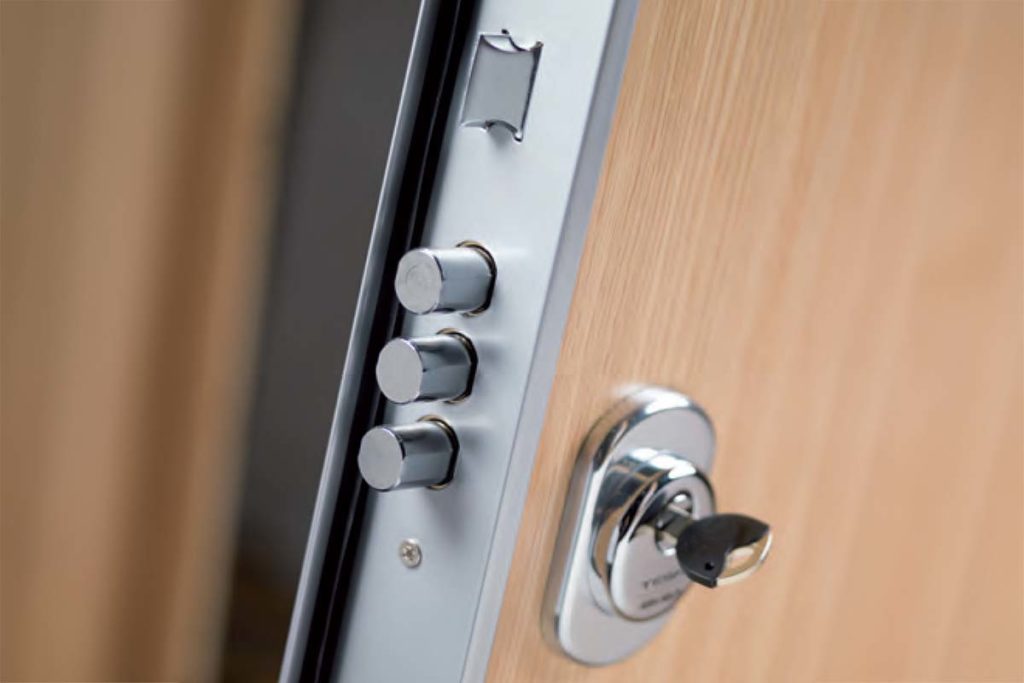Lock Body ของ ALBUS TESA เป็นแบบ Multi-Point Lock ป้องกันการโจรกรรมได้เป็นอย่างดี